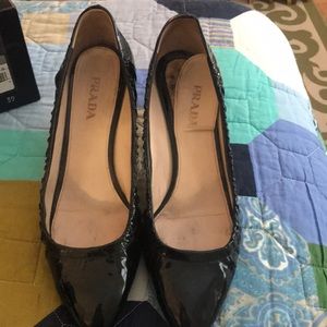 Prada black patent leather pumps